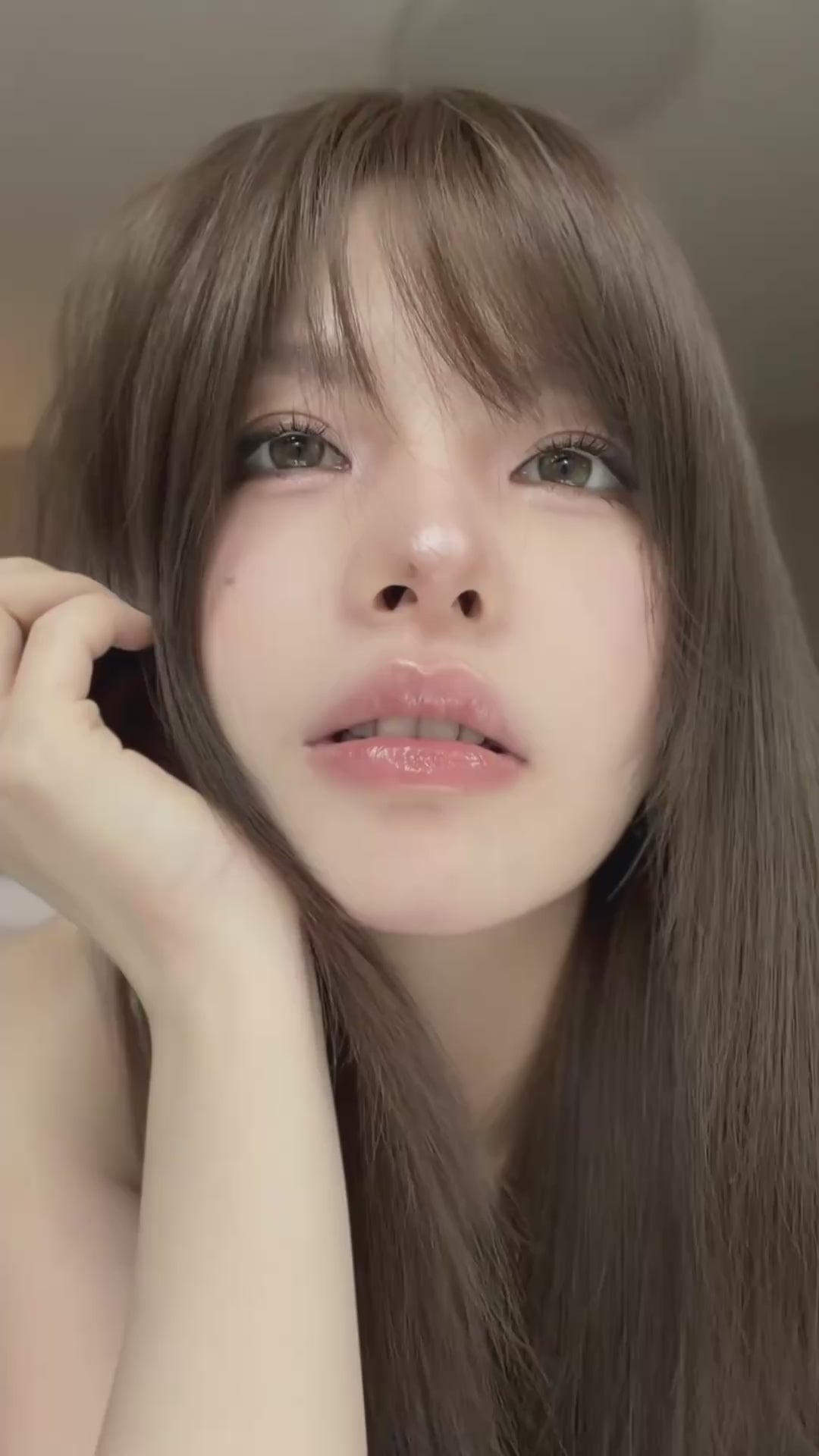 BEAR LIPGLOSS